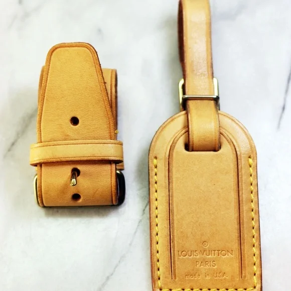 Louis Vuitton Poignet Vachetta
Leather Luggage Bag Identification Brass & Tan - Picture 4 of 4